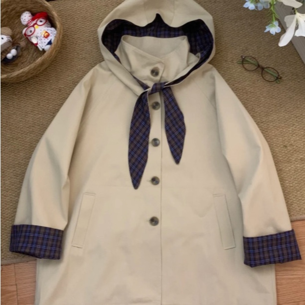 Stylish Kids' Tan Raincoat with Plaid Accents - Picture 1 of 2